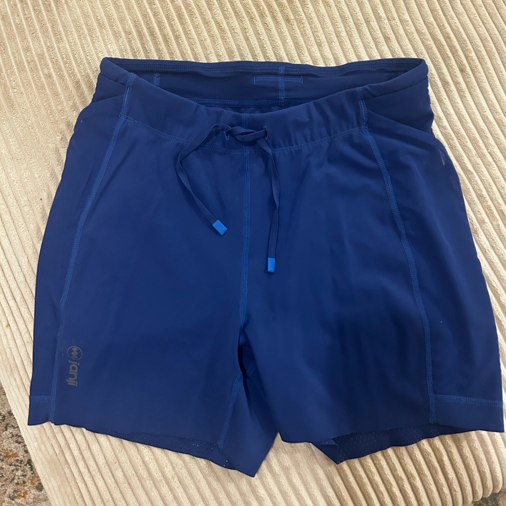Janji Women’s 4” Trail Shorts - Medium
